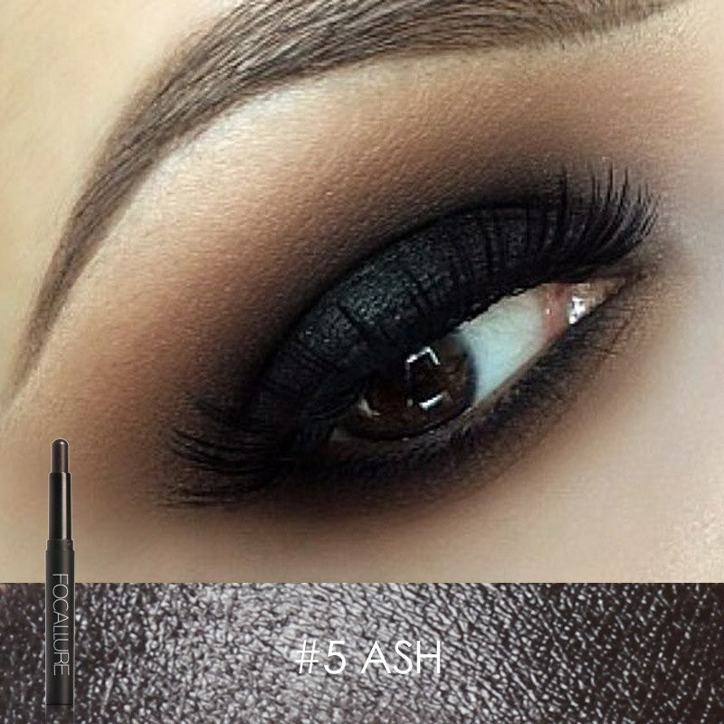 1+1 FREE | Lila'Boutiq's Eye Shadow Pen™