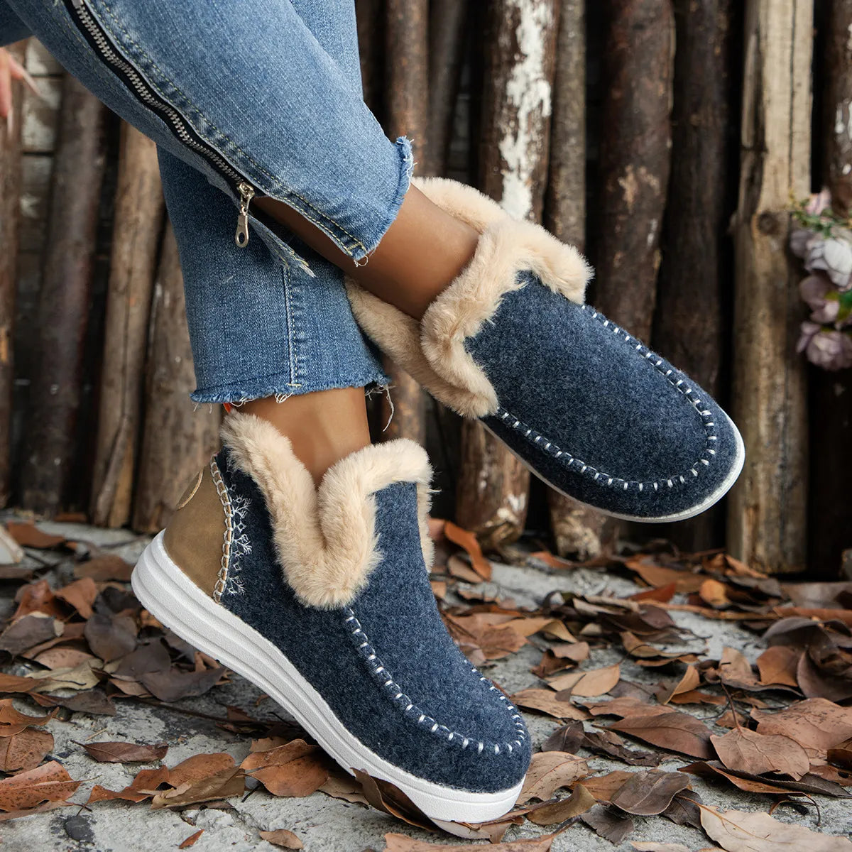 Khrizza | Stylish warm ladies winter boots